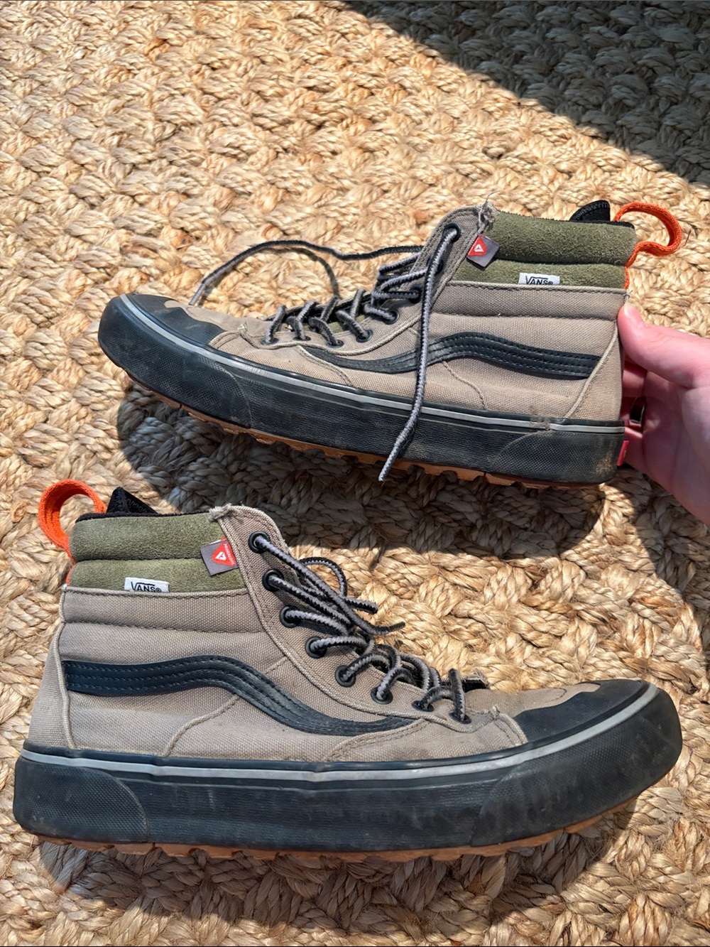 Vans Sk8-Hi MTE Mountain Edition High Top Shoes Brown Black Orange Men’s 10.5